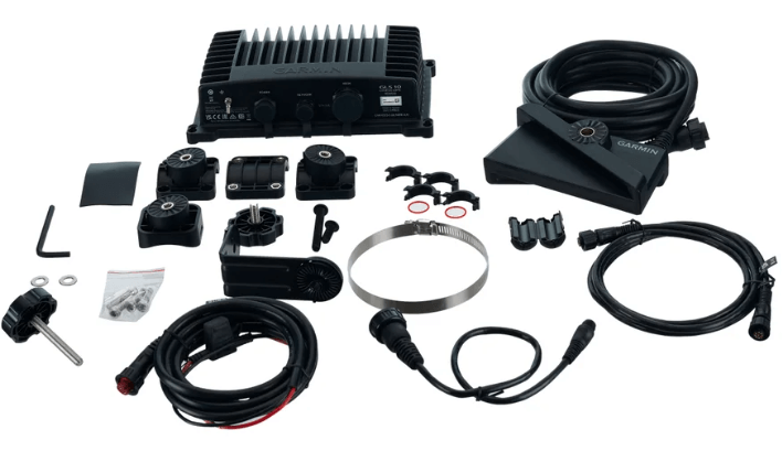 Garmin LiveScope Plus bundle installed with GPSMAP chartplotter